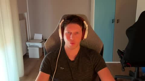Doggo online show from July 2026 10:51:02 AM
