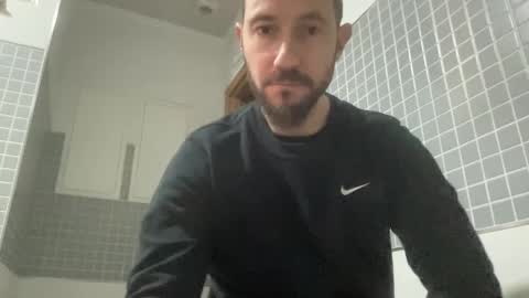 spainmenhot69 online show from December 2024 11:35:01 AM