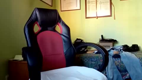 Manu  online show from January 2025 12:15:01 PM