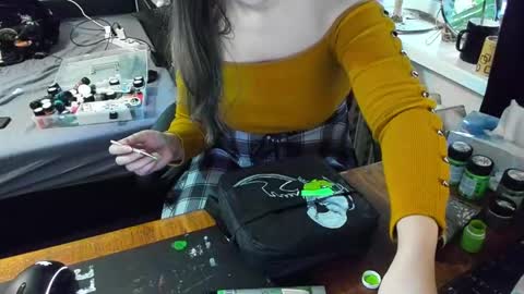 Snapshot of spanking_girls chatting on December 2024 09:33:01 AM Evgenia online show from December 2024 09:33:01 AM