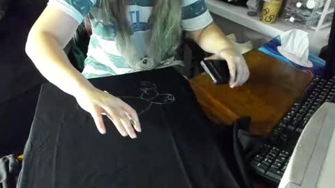 Snapshot of spanking_girls chatting on December 2024 01:06:02 AM Evgenia online show from December 2024 01:06:02 AM