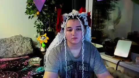 Snapshot of spanking_girls chatting on January 2025 12:13:02 AM Evgenia online show from January 2025 12:13:02 AM