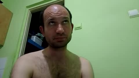 Snaiky online show from April 2026 08:32:02 PM