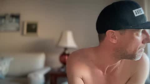 Snapshot of sparker1169 chatting on December 2024 10:10:01 PM Dad online show from December 2024 10:10:01 PM