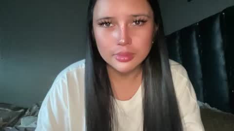 Snapshot of specialgirlxxx chatting on June 2026 08:02:01 AM specialgirlxxx online show from June 2026 08:02:01 AM