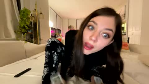 m online show from February 2026 11:58:01 PM