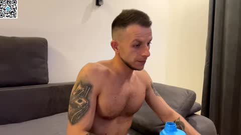 Alex online show from September 2025 08:42:01 PM