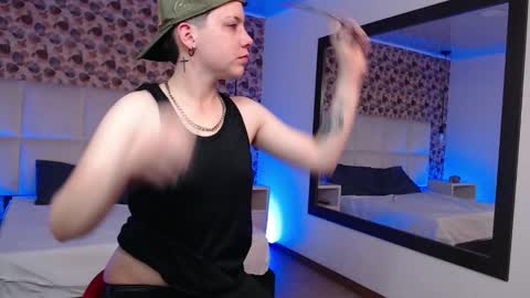 spencerm_ online show from October 2025 07:36:02 PM