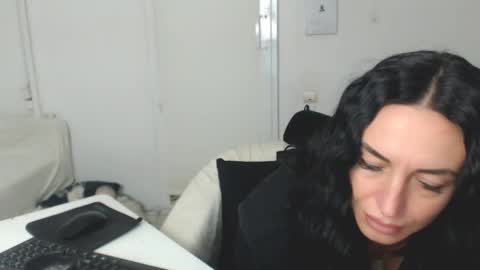 Carla online show from February 2025 05:24:02 PM