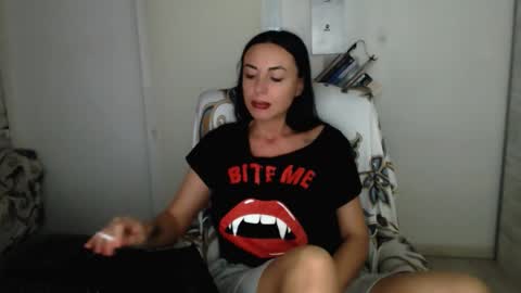 Carla online show from September 2025 03:34:01 PM