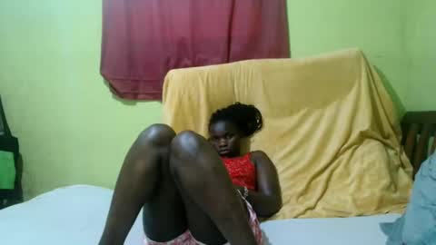Snapshot of spicy_bella69 chatting on May 2026 06:31:02 AM spicy_bella69 online show from May 2026 06:31:02 AM
