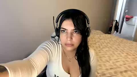 spicymami0333 online show from October 2025 01:33:02 PM