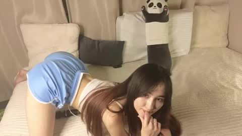 Tipsy online show from September 2025 03:35:01 PM