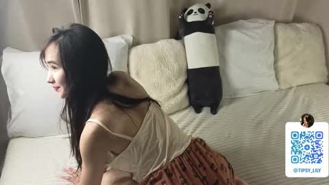 Tipsy online show from October 2025 05:36:02 PM