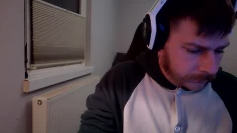 Snapshot of spikyandy chatting on February 2026 06:15:02 PM spikyandy online show from February 2026 06:15:02 PM