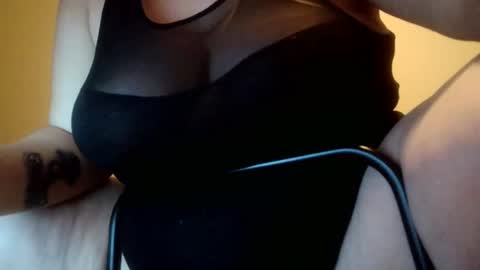 Snapshot of spinnerbitch chatting on May 2026 07:22:01 PM Vanessa Spade online show from May 2026 07:22:01 PM