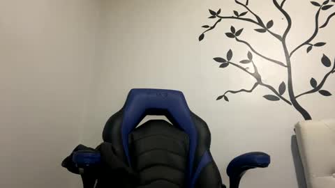 Twitter Toxiceli2 online show from December 2024 02:14:02 AM