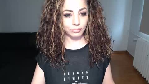 Doll online show from January 2025 07:24:02 AM