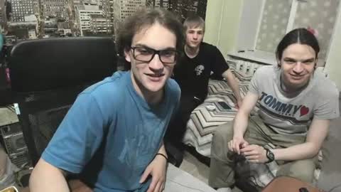 Snapshot of sponge_bob_spencer chatting on June 2026 07:38:02 PM Boris Fedya Kolya online show from June 2026 07:38:02 PM