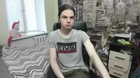Snapshot of sponge_bob_spencer chatting on June 2026 05:26:01 PM Boris Fedya Kolya online show from June 2026 05:26:01 PM