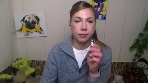 Snapshot of sport_tall_karina chatting on December 2024 08:28:01 AM Karina online show from December 2024 08:28:01 AM