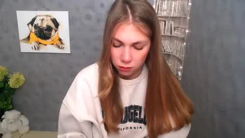 Snapshot of sport_tall_karina chatting on February 2025 09:14:02 AM Karina online show from February 2025 09:14:02 AM