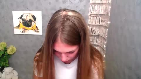 Snapshot of sport_tall_karina chatting on February 2025 08:44:02 AM Karina online show from February 2025 08:44:02 AM