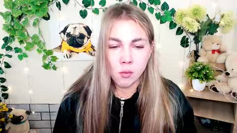 Snapshot of sport_tall_karina chatting on November 2025 11:09:02 AM Karina online show from November 2025 11:09:02 AM