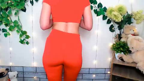 Snapshot of sport_tall_karina chatting on February 2026 09:53:01 AM Karina online show from February 2026 09:53:01 AM