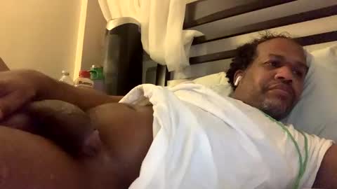 Snapshot of sportyesce chatting on February 2025 09:16:01 AM sportyesce online show from February 2025 09:16:01 AM