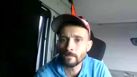 spyco82 online show from September 2025 07:44:02 AM