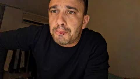 Snapshot of squalo1987 chatting on March 2026 01:31:02 AM squalo1987 online show from March 2026 01:31:02 AM