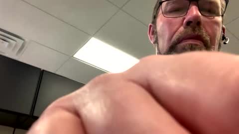 squirreldiamond online show from May 2026 09:12:02 PM
