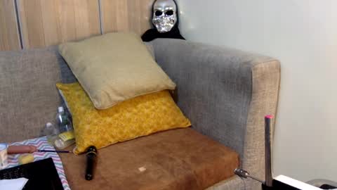 slutty online show from July 2026 10:15:01 PM