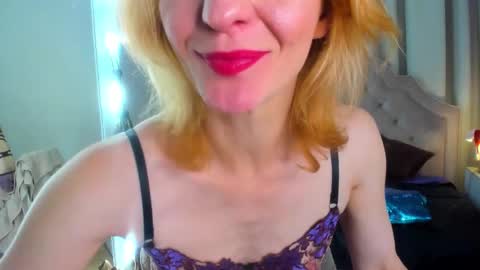 Alisa online show from September 2025 03:58:02 PM