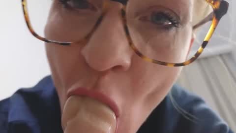 Alisa online show from March 2026 01:59:01 PM