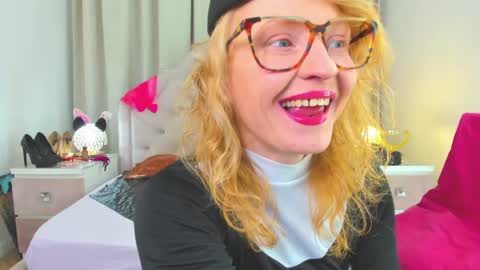 Alisa online show from April 2026 12:50:02 AM