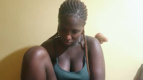 Snapshot of squirtypussie chatting on May 2026 07:59:01 AM squirtypussie online show from May 2026 07:59:01 AM