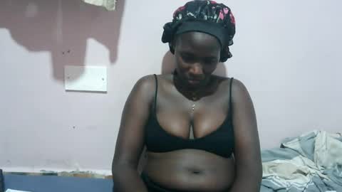 Snapshot of squirtypussie chatting on July 2026 02:20:02 PM squirtypussie online show from July 2026 02:20:02 PM