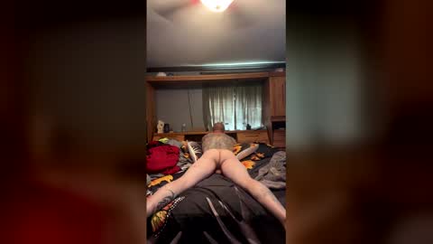 Snapshot of sqzxriehlqqw chatting on May 2026 03:06:02 PM Luv2Cum4u online show from May 2026 03:06:02 PM
