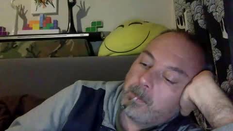 srekos38 online show from December 2024 06:17:02 PM