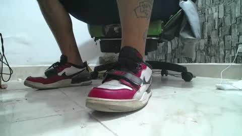 sr master cum its my old account online show from June 2026 03:25:01 AM