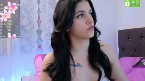 Estephanie online show from April 2026 10:07:02 PM