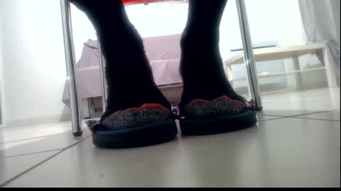 ssenzo online show from February 2025 07:46:01 PM