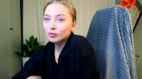 Kate online show from November 2025 02:28:01 PM