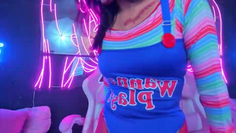 staarlightt online show from October 2025 11:46:01 PM