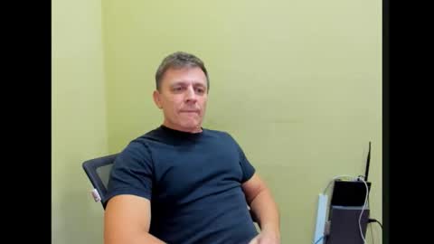 stacattoff online show from October 2025 04:30:01 PM