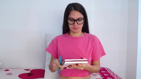 stacey_taylor7 online show from April 2026 11:59:01 AM