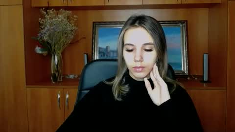 Stacy online show from October 2025 07:32:01 AM