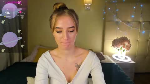 Stacy Mon Tue Wed Thu Fri Sun GMT GMT 3 1000am - 0400pm  online show from February 2025 11:22:01 AM